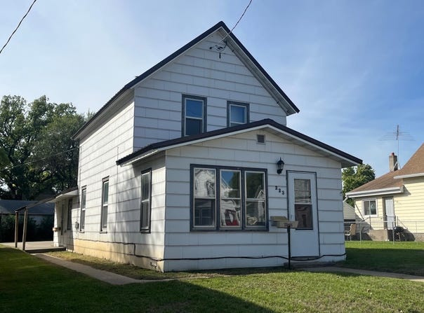 223 5th Avenue N, Waite Park, MN 56387