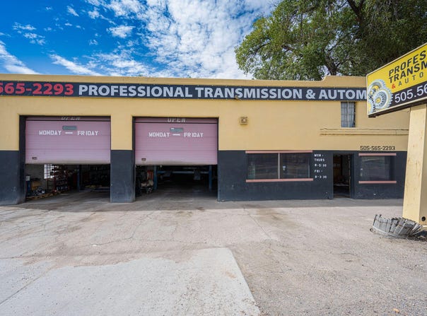 203 Highway 314 NW, Los Lunas, NM 87031