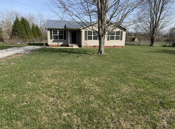 725 Muddy Creek S Road, Berea, KY 40403