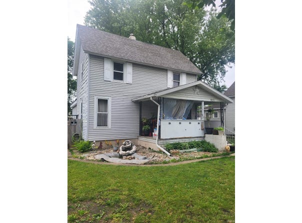 921 S 34th Street, South Bend, IN 46615