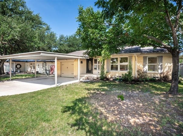 1431 Highland Street, Mesquite, TX 75149