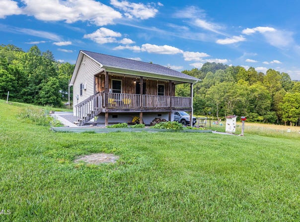 6720 Canton Road, Blackwater, VA 24221