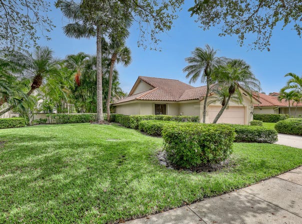 2845 Cuyahoga Lane, West Palm Beach, FL 33409