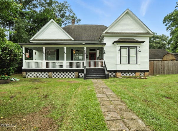 1025 Old Highway 11, Carriere, MS 39426