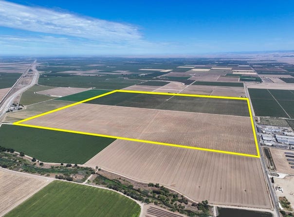 E Harvey Pettit Road, Le Grand, CA 95333