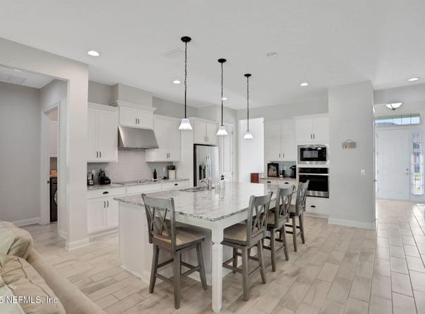 95025 PALM POINTE Drive N, Fernandina Beach, FL 32034