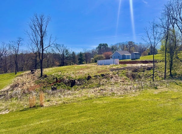 Pine Street, Hillsville, VA 24343