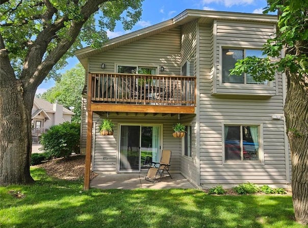 217 Galtier Place, Shoreview, MN 55126