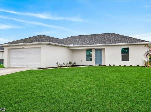 2426 NW 19th Avenue, Cape Coral, FL 33993