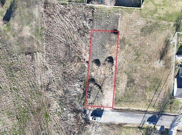 305 Henderson Street, Terrell, TX 75160