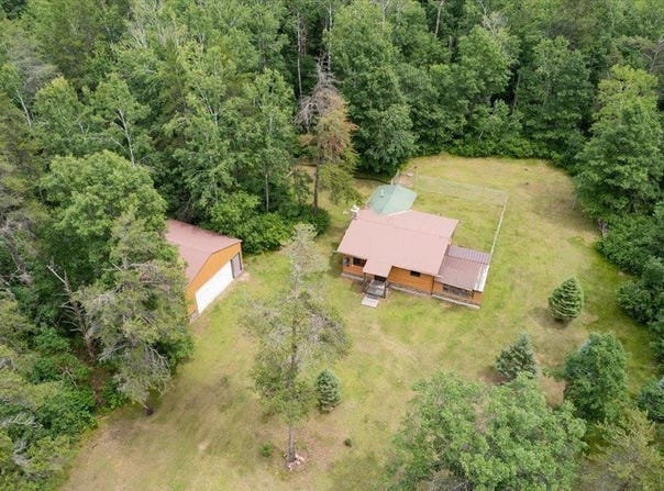 14056 S Eau Claire Acres Cr, Gordon, WI 54838