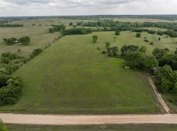 379083 E 1070 Road, Okemah, OK 74859