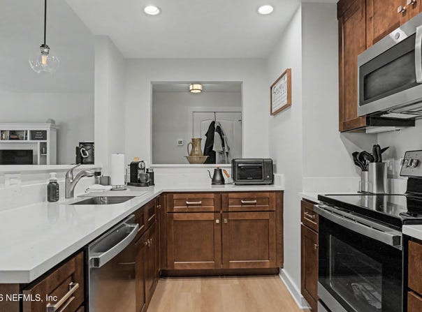 955 REGISTRY Boulevard, St. Augustine, FL 32092