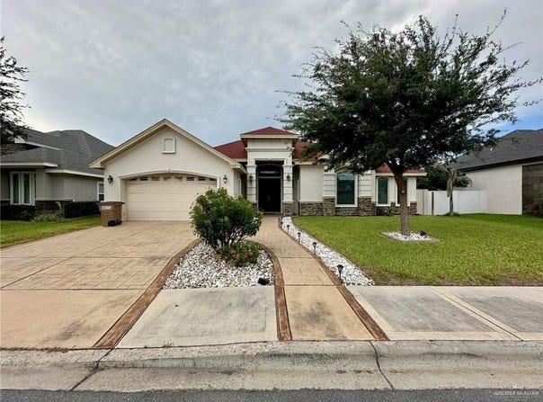 2301 Mcleod Avenue, Edinburg, TX 78539
