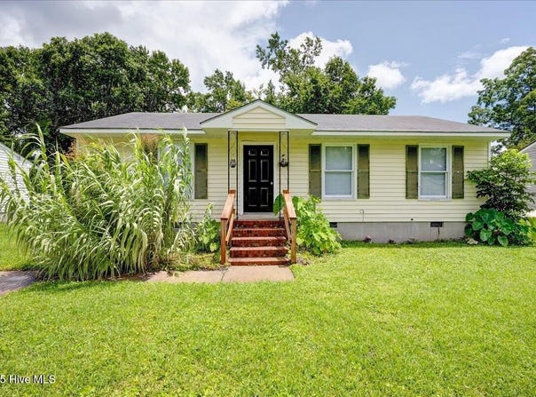 910 Fort Totten Drive, New Bern, NC 28560