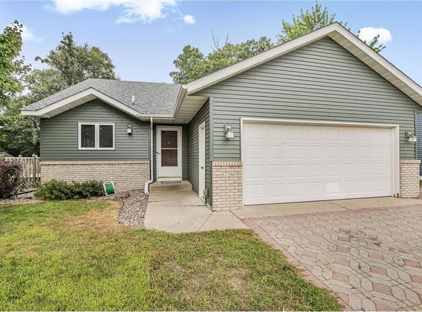 1726 Summit Avenue N, Sauk Rapids, MN 56379