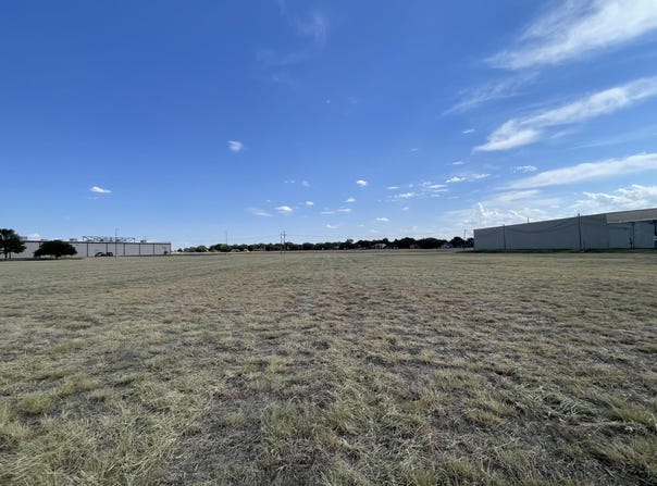 4500 Olton Rd, Plainview, TX 79072
