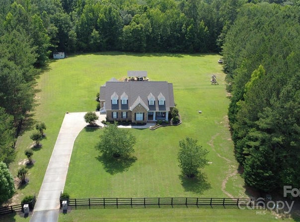 2018 Whiskery Court, York, SC 29745