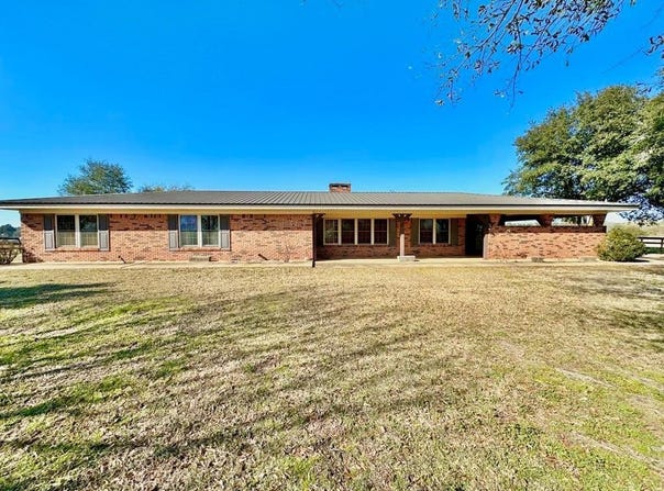 2737 County Road 2798, Shelbyville, TX 75973