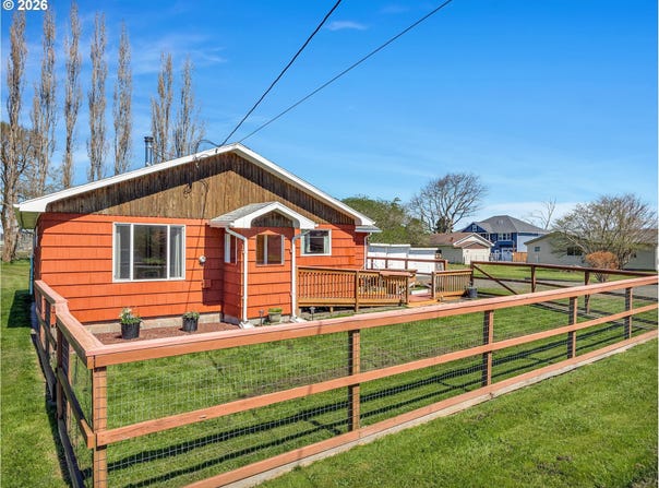 92277 YOUNGS RIVER Rd, Astoria, OR 97103
