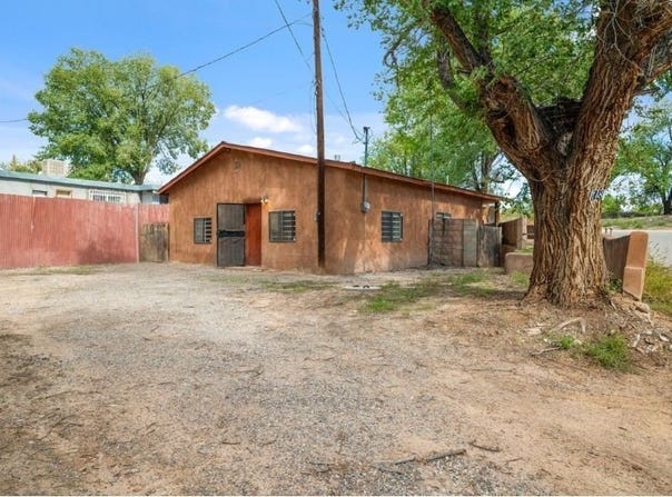 148 El Llano Road, Espanola, NM 87532