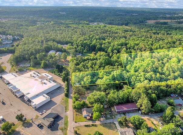 Davis Street, Hope Mills, NC 28371