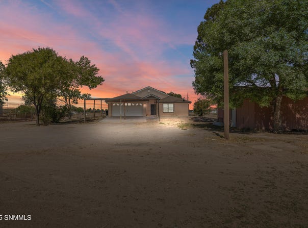 1219 Mil Acres Street, Anthony, NM 88021