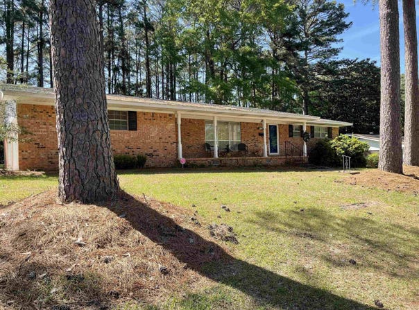 1206 Linwood Drive, El Dorado, AR 71730-3075