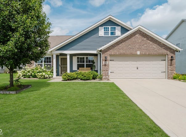 722 Jefferson Park Drive, Pittsboro, IN 46167