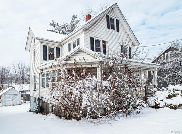 140 N Main Street, Florida, NY 10921