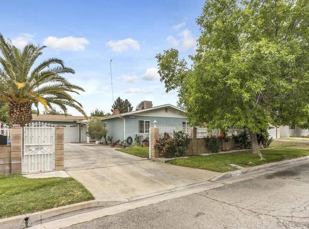 44638 2nd St E, Lancaster, CA 93535