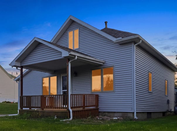 320 Pine Street, Brunsville, IA 51008
