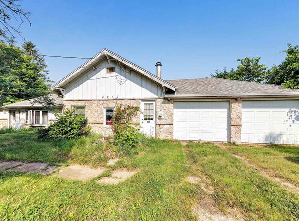 4237 STURGEON BAY Road, GREEN BAY, WI 54311