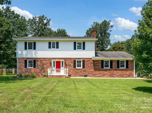 4121 Dover Street, Claremont, NC 28610