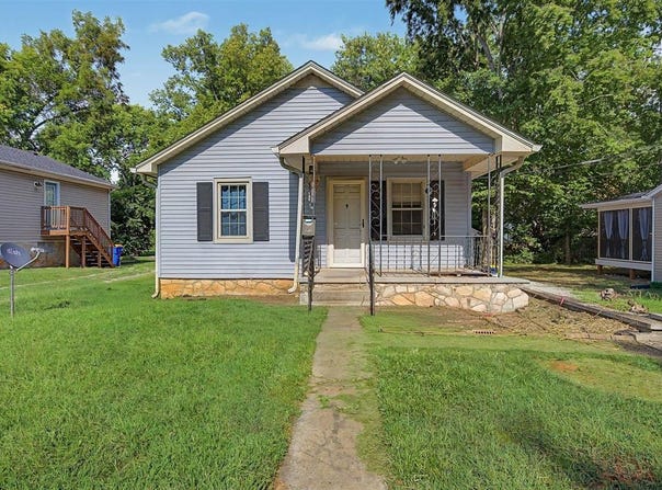 1228 E 15th Avenue, Bowling Green, KY 42104