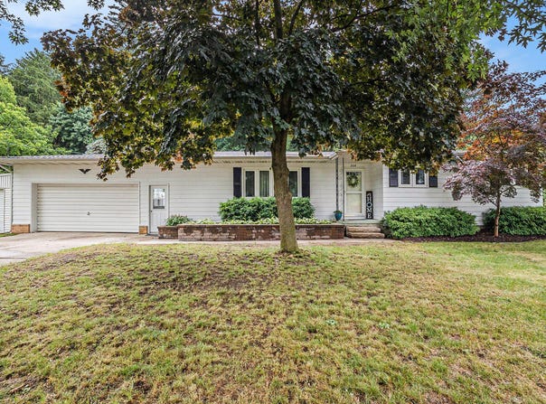 308 N Thomas Street, Scottville, MI 49454