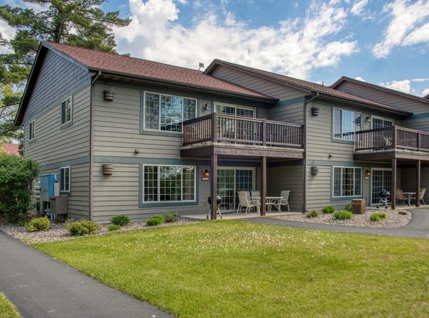 1982 WILD EAGLE LN, Eagle River, WI 54521