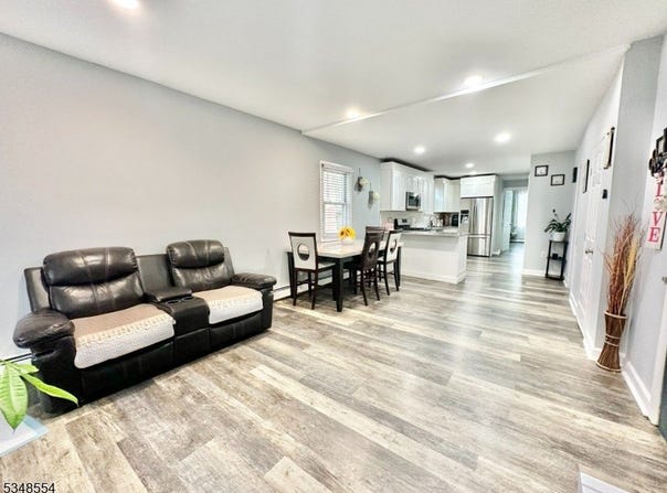 78 Westfield Ave, Elizabeth City, NJ 07208-3650