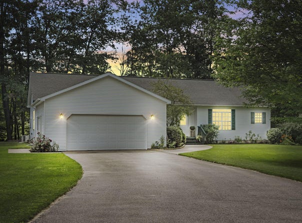 161 E Sauble Drive, Free Soil, MI 49411