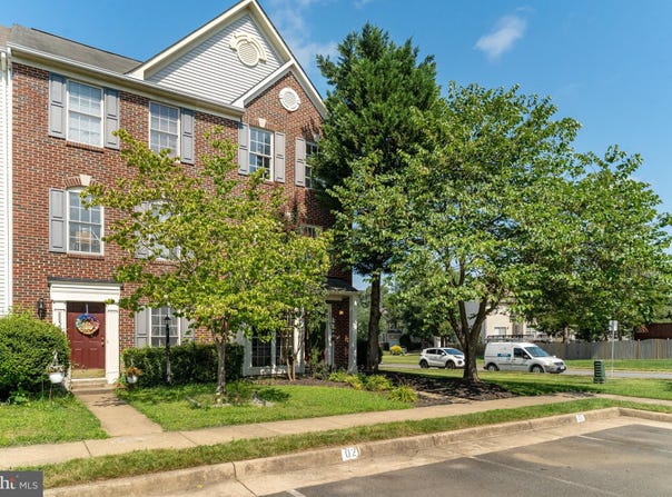 8850 BENCHMARK LANE, BRISTOW, VA 20136
