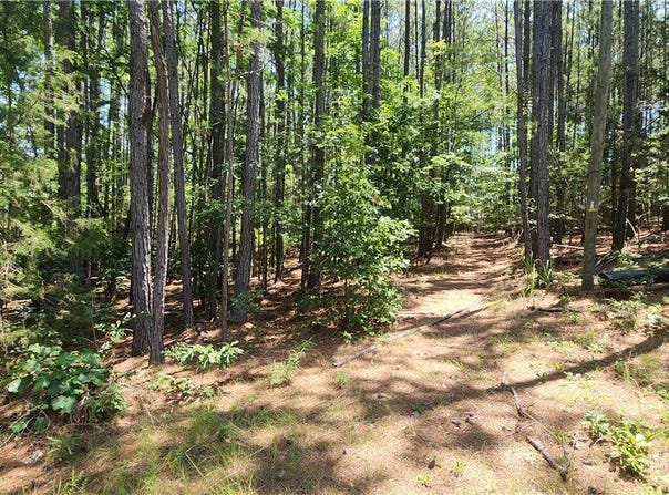 Fernwood Drive, West Union, SC 29696