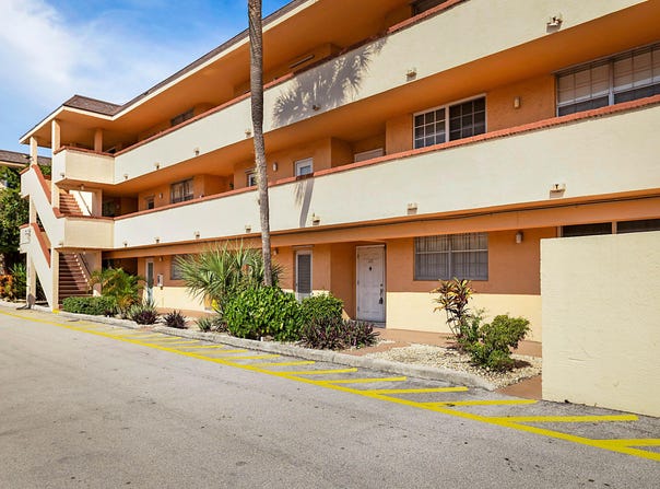 4502 N Federal Highway, Lighthouse Point, FL 33064
