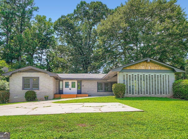 1257 Lee Ann, Decatur, GA 30035