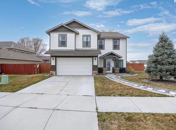 4333 NW Commons Dr, Pasco, WA 99301