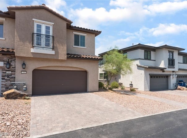 715 Pickled Pepper Place, Henderson, NV 89011