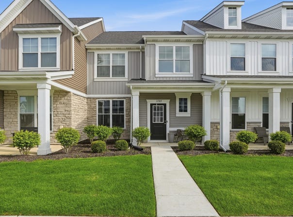 11789 Kentucky Street, Crown Point, IN 46307