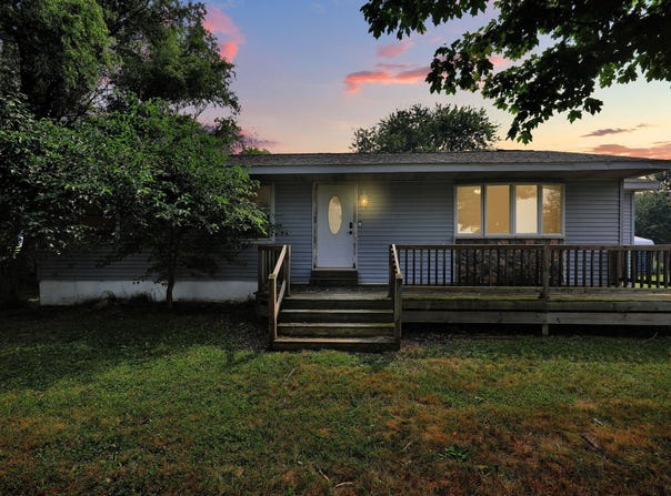 490 N N. New Lothrop Road, Lennon Vlg, MI 48449