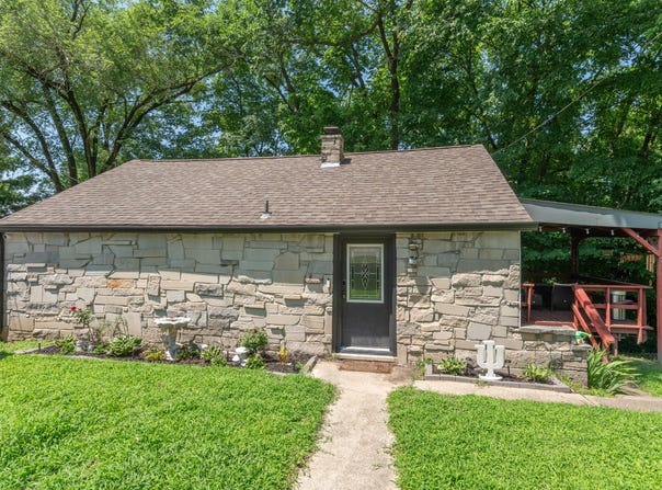 29 E Blaine Street, Martinsville, IN 46151
