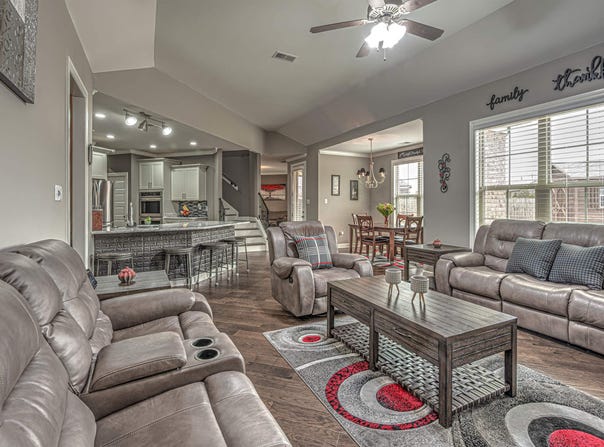 6169 WINDSOR OAK, Arlington, TN 38002
