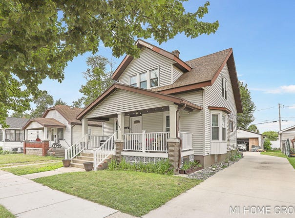 1255 WHITING STREET SW, WYOMING, MI 49509